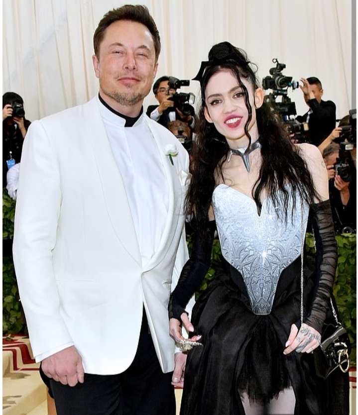 Elon Musk Leh Grimes Te Nupa In An Naute Hming Atana An Vuah X Ae A 12 Chu Thuneituten An Pawmsak Lo Zonews